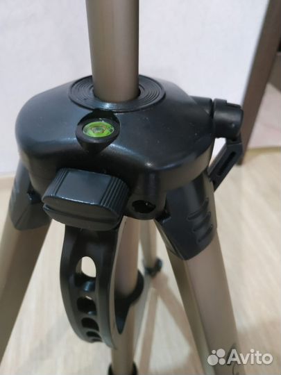 Штатив для камеры