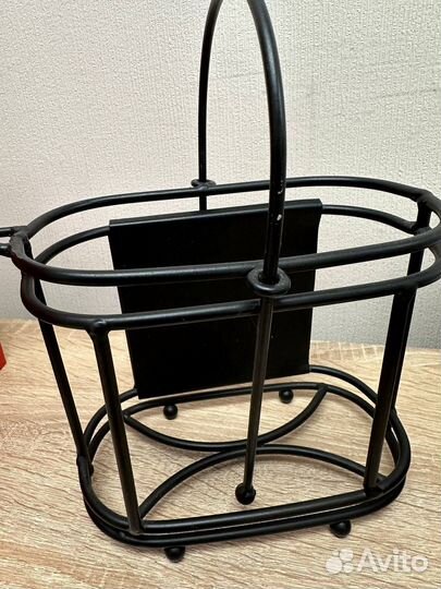 Держатель для бутылок металлический