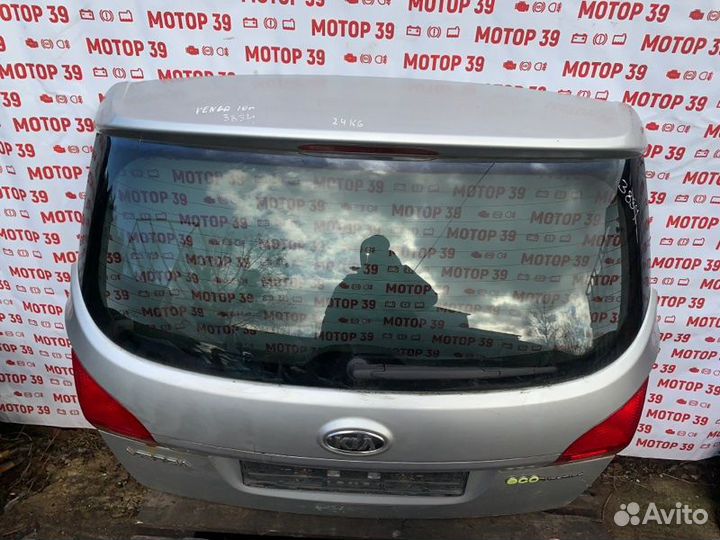 Крышка багажника задняя Kia Venga 1.4 I 2010