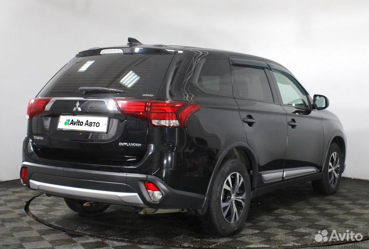 Mitsubishi Outlander 2.0 CVT, 2018, 100 200 км