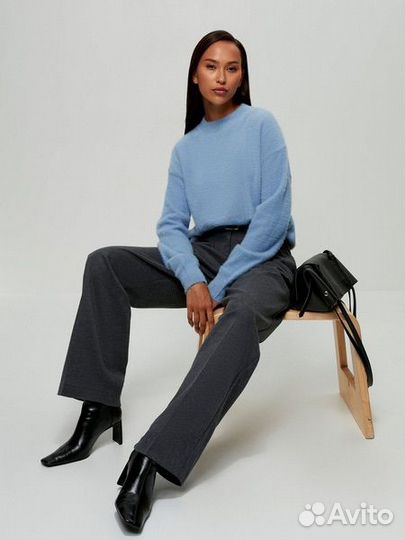 Пушистый свитер zarina