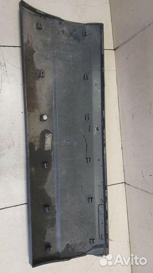 Молдинг передний левый Лада 4X4 2121 Нива