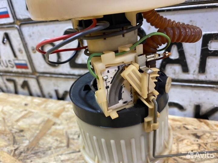 Бензонасос Ford Focus универсал 1.8 2006