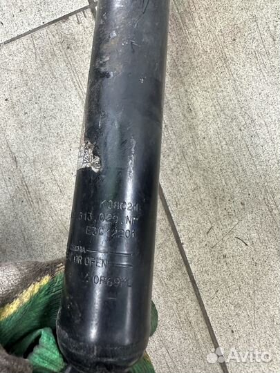 Амортизатор задний Шкода Карок