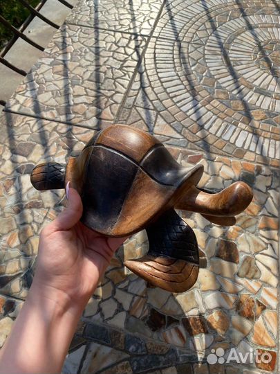 Статуэтка черепаха из дерева с Кубы