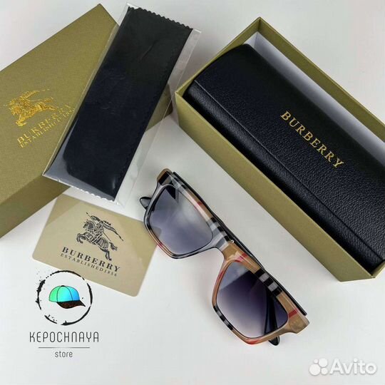 Очки Burberry Стильные
