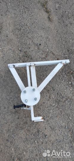 Кронштейн запасного колеса и чехол Ларгус