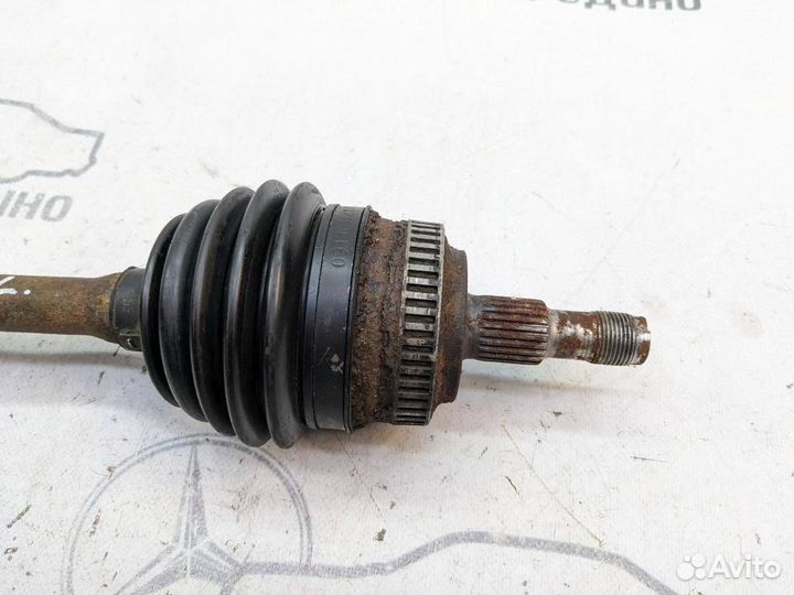 Привод передний левый w168