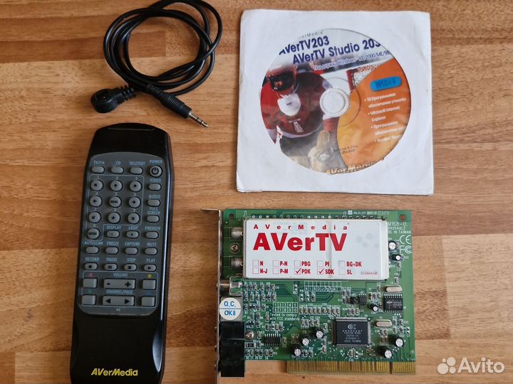 Плата видеозахвата с тв-тюнером AverMedia AverTV