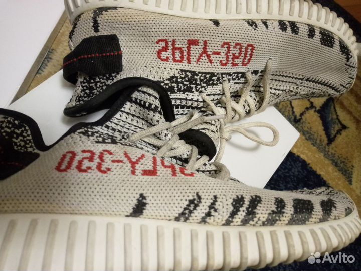 Кроссовки женские