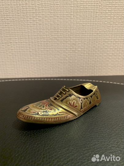 Восточные фигурки