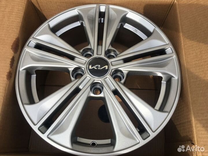 Новые литые диски R106 6*16 5*114/67,1/43