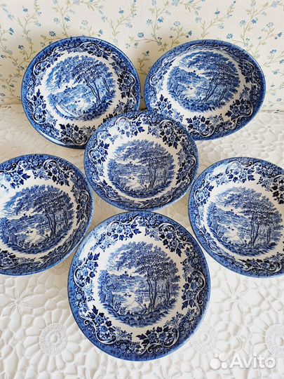 Тарелки/салатники Англия Деревенька, винтаж