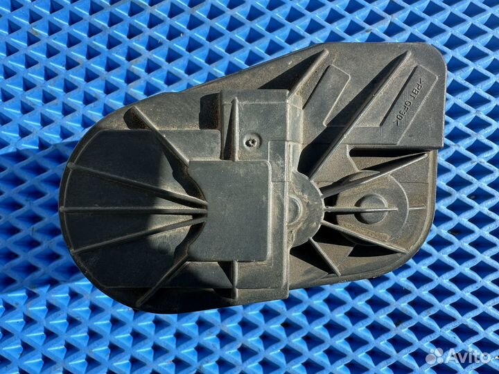 Дроссельная заслонка Peugeot 307