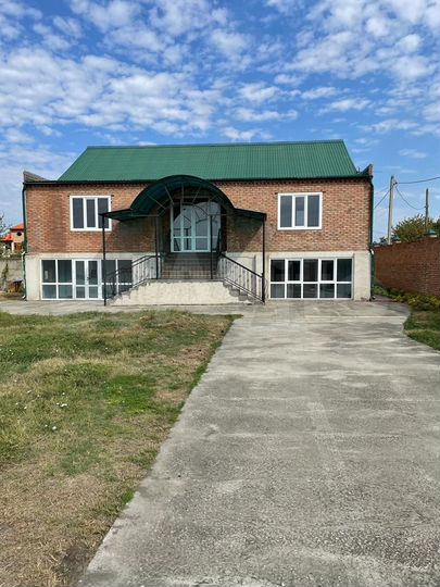 Дом 450 м² на участке 20 сот.