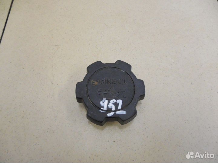 Крышка маслозаливной горловины Carina E 1992-1997