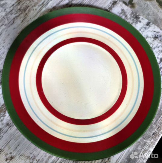 Большой цветочный горшок