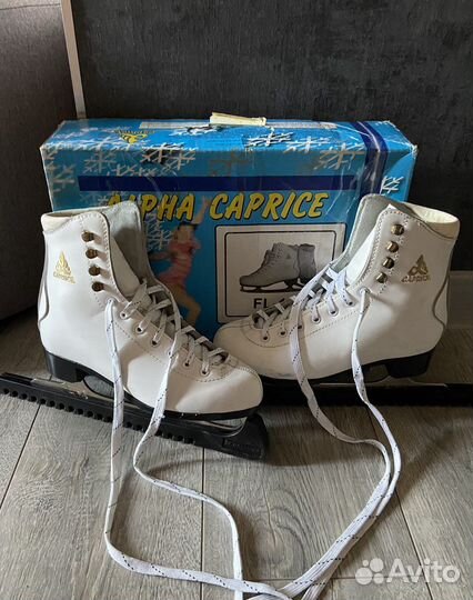 Коньки фигурные 36 размер