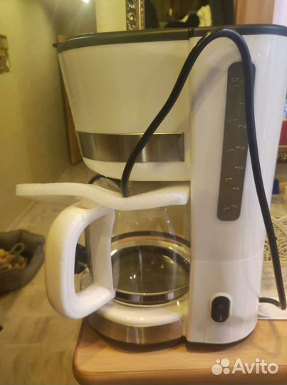 Новая кофеварка капельная