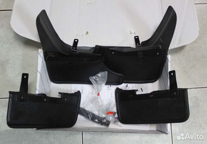 Брызговики Volkswagen T5/T6/T6.1 (оригинал) Новые