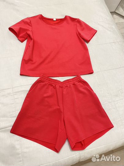 Комплект шорты и футболка женский