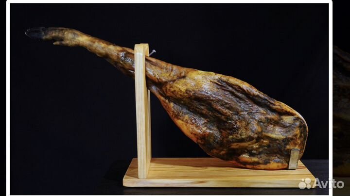 Хамонера с ножом