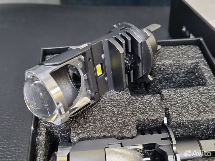 Led лампа h4 с линзой F40B