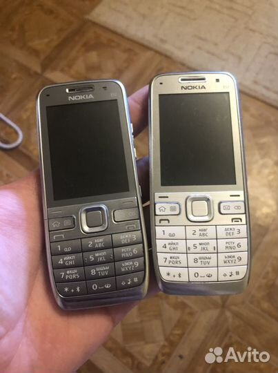 Nokia E52