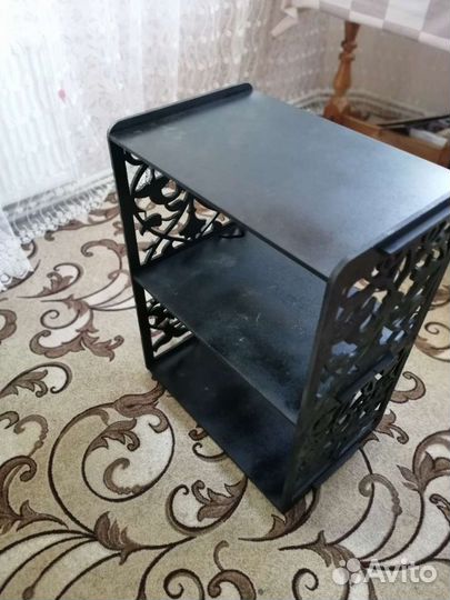 Полки стеллажи деревянные