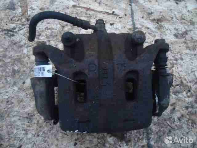 Суппорт передний правый Infiniti G 2 V36 coupe