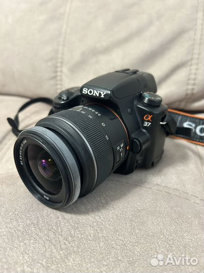 Зеркальный фотоаппарат sony