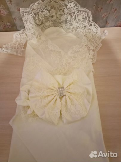 Уголок и бант на выписку