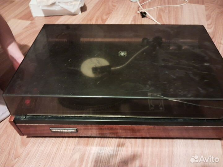 Проигрыватель пластинок Арктур 004 СССР
