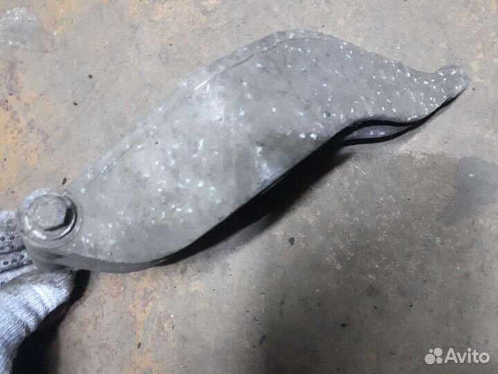 Кронштейн гидроусилителя ауди 80б4 audi 80b4