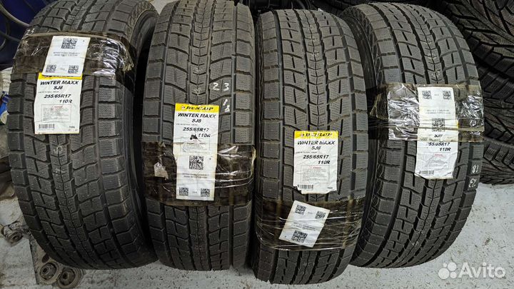 Dunlop Winter Maxx SJ8 255/65 R17 110R