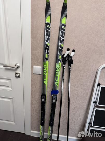 Беговые лыжи и ботинки