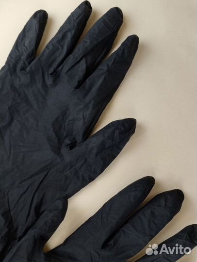 Перчатки одноразовые нитриловые