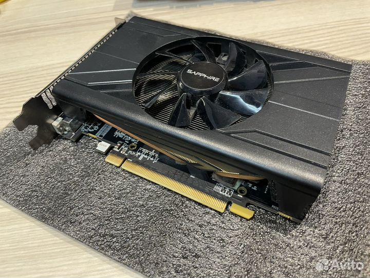 Видеокарта RX 570 Sapphire pulse itx 4 gb