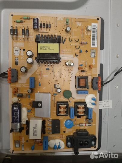 Разбор UE43M5500AU