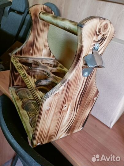 Деревянный ящик для бутылок