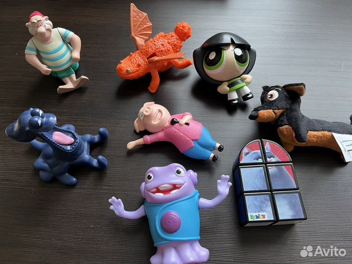 Игрушки из макдональдса пакетом