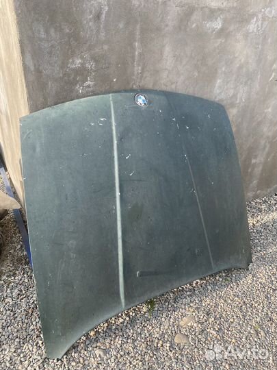 Капот на BMW e34