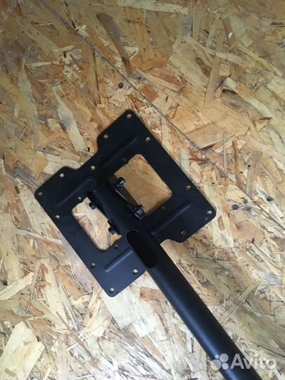 Крепление для телевизора на потолок