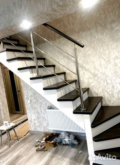 Лестницы г-образные