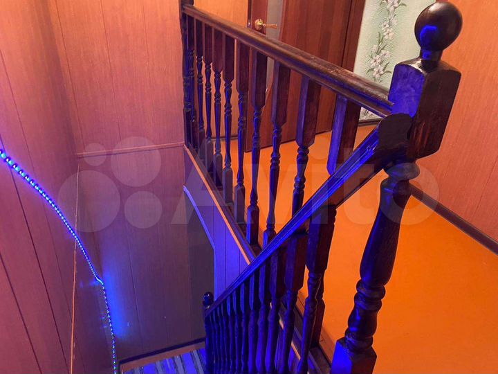 2-к. квартира, 70 м², 2/2 эт.