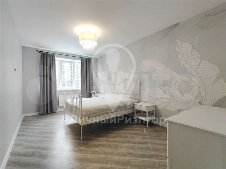 3-к. квартира, 122 м², 3/14 эт.