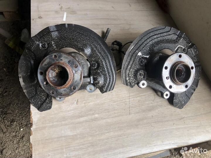 Передние кулаки бмв е 92 от 335 купе