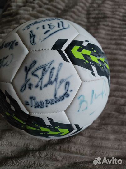 Футбольный мяч с автографами легенд фк Спартак