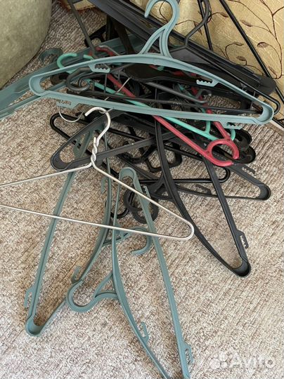 Вешалки плечики