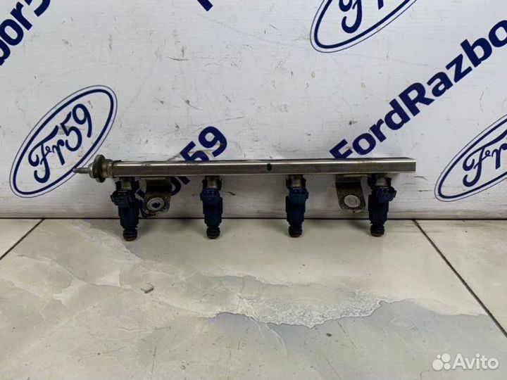 Рампа топливная Kia Ceed ED 1.4 (G4FA) 2009